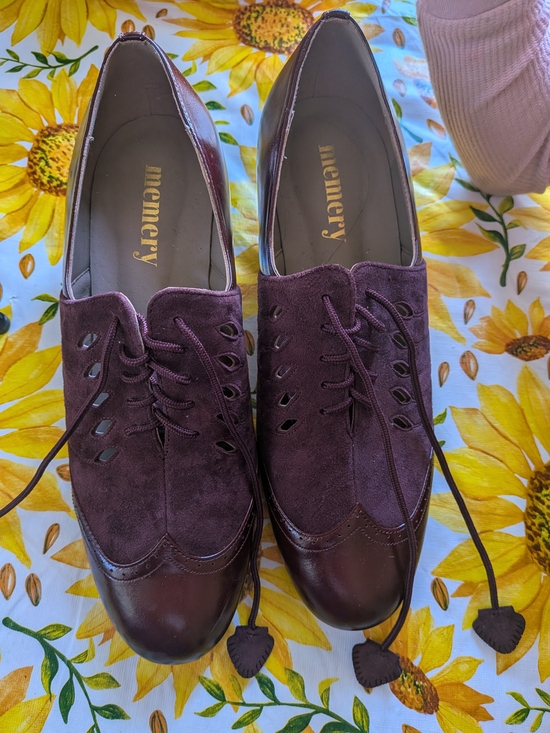 memery Shoes - Memery Women’s Plum Suede & Leather Lace-Up Oxfords